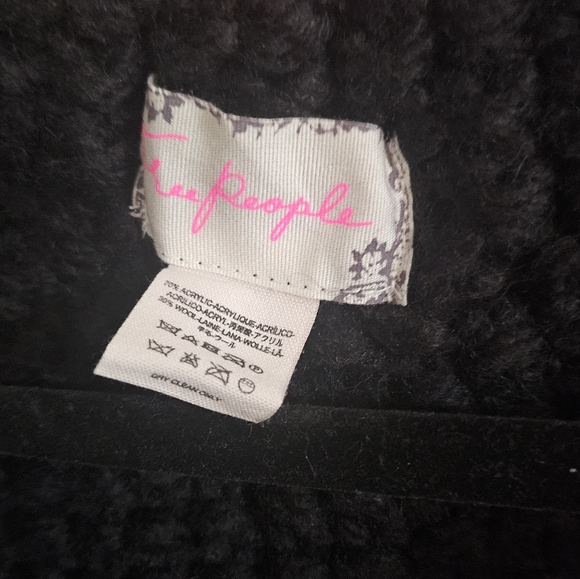 Free People Knit Shawl/Poncho - Picture 2 of 2